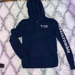 Abercrombie & Fitch sweater